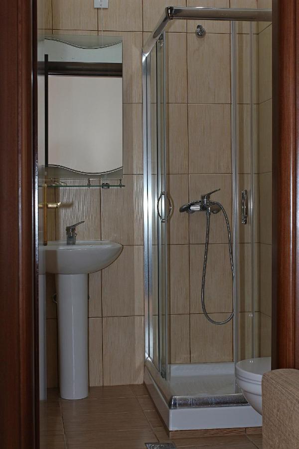 Kristal Hotel Prínos Extérieur photo