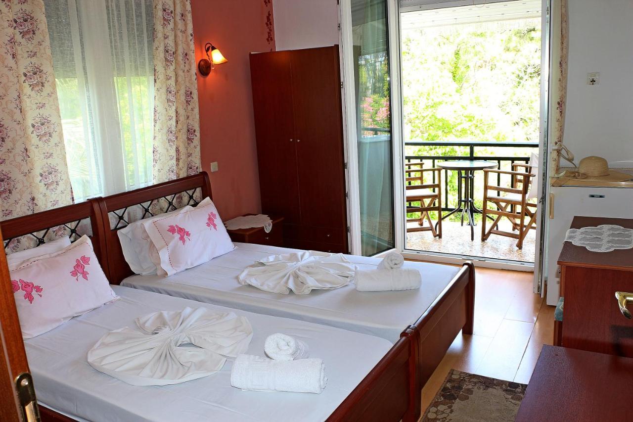 Kristal Hotel Prínos Extérieur photo
