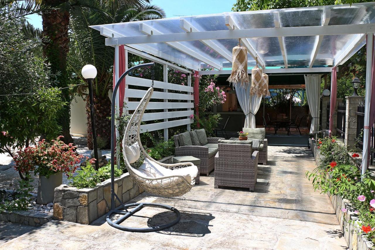 Kristal Hotel Prínos Extérieur photo
