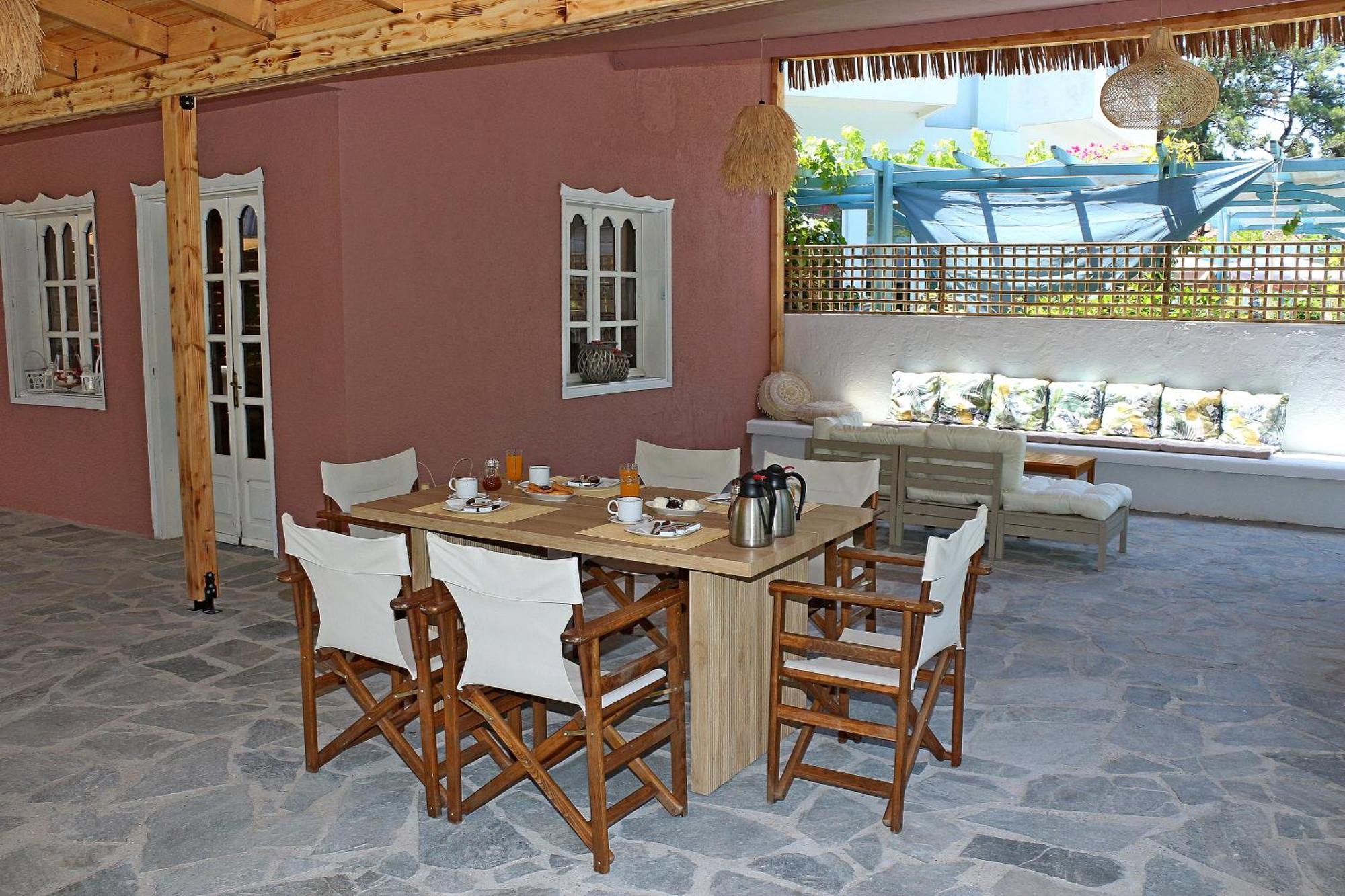 Kristal Hotel Prínos Extérieur photo